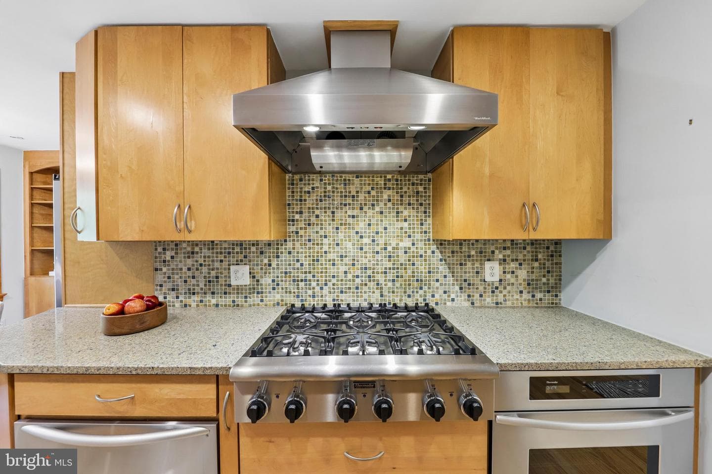 3512 Woodbine Street photo 23