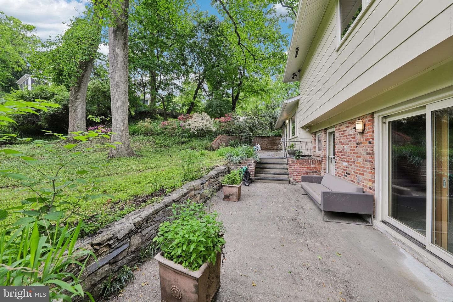 3512 Woodbine Street photo 9