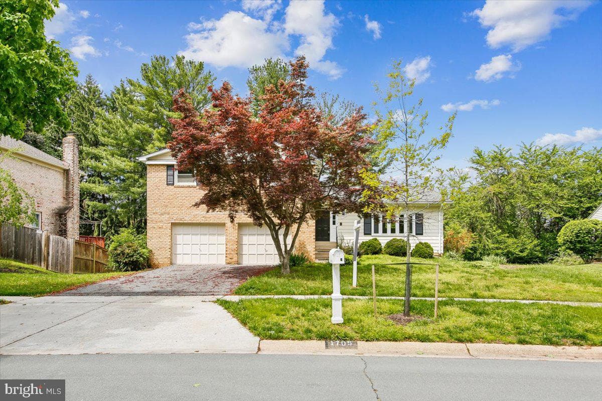 1705 Crestview, Potomac