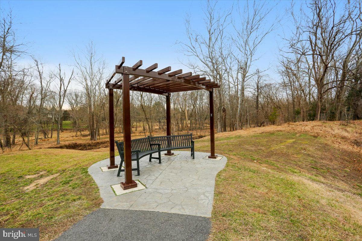 1705 Crestview photo 48