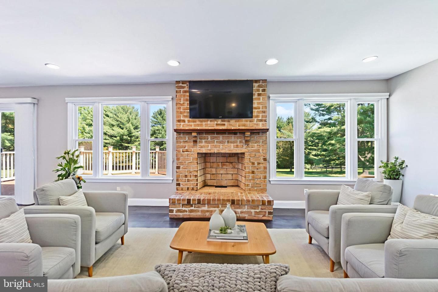 20809 Merle Drive photo 13