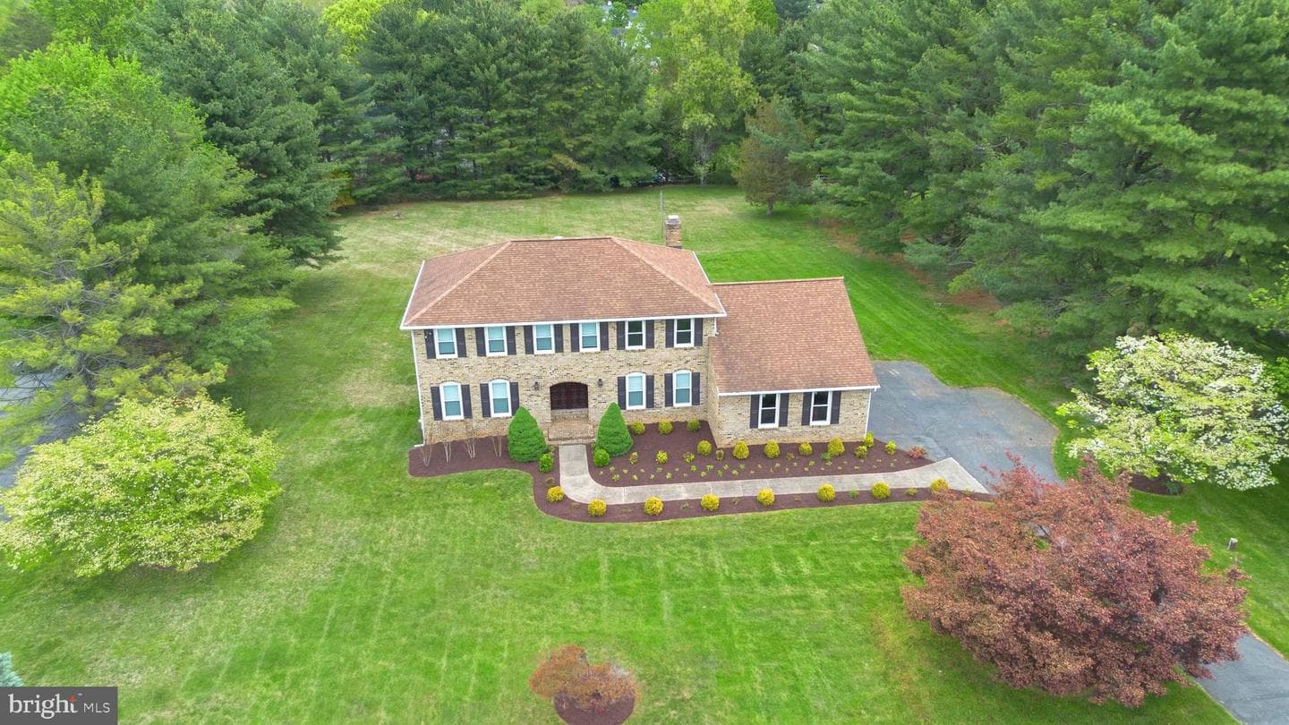 20809 Merle Drive photo 2