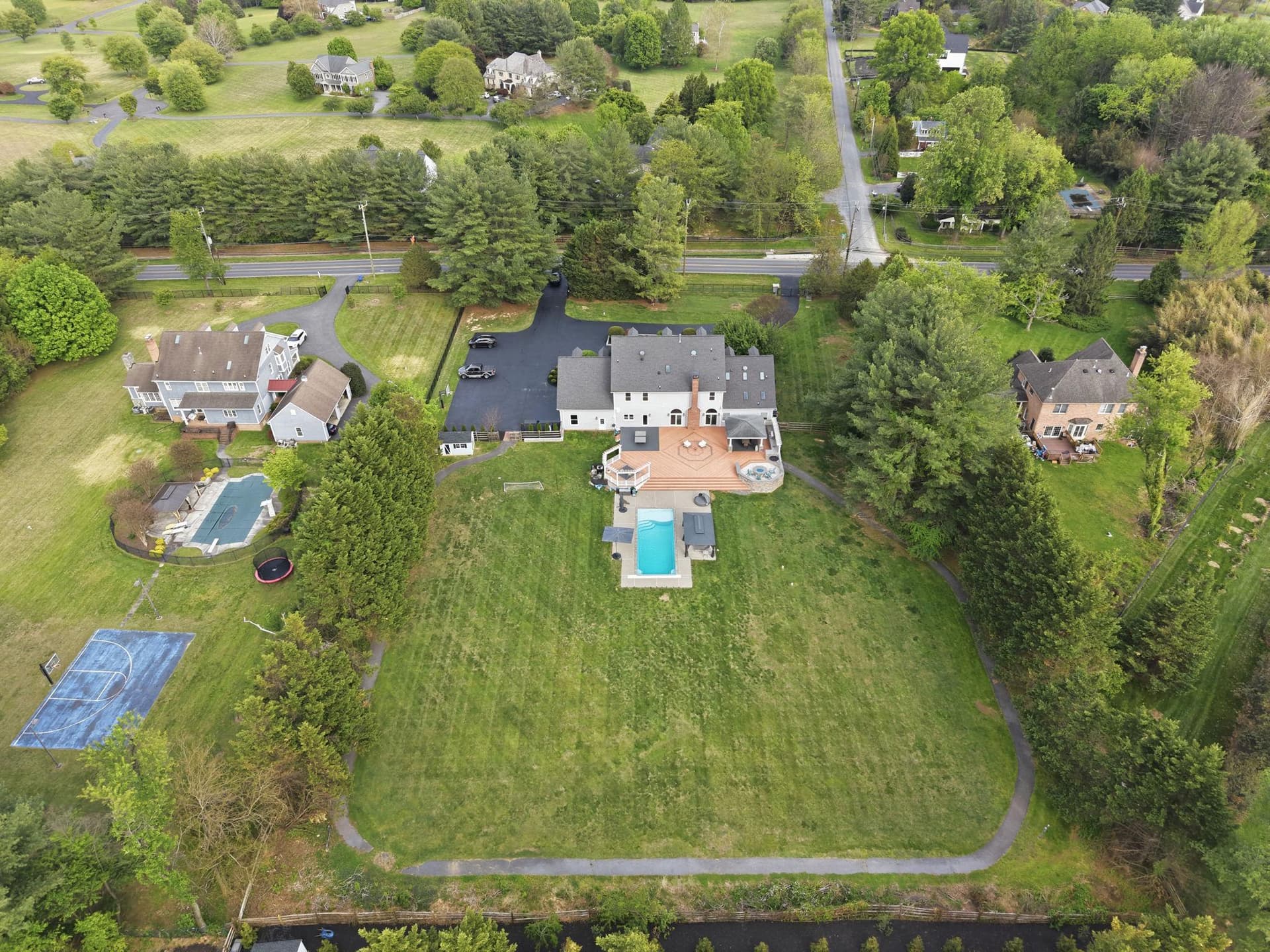 13516 Travilah Road photo 72
