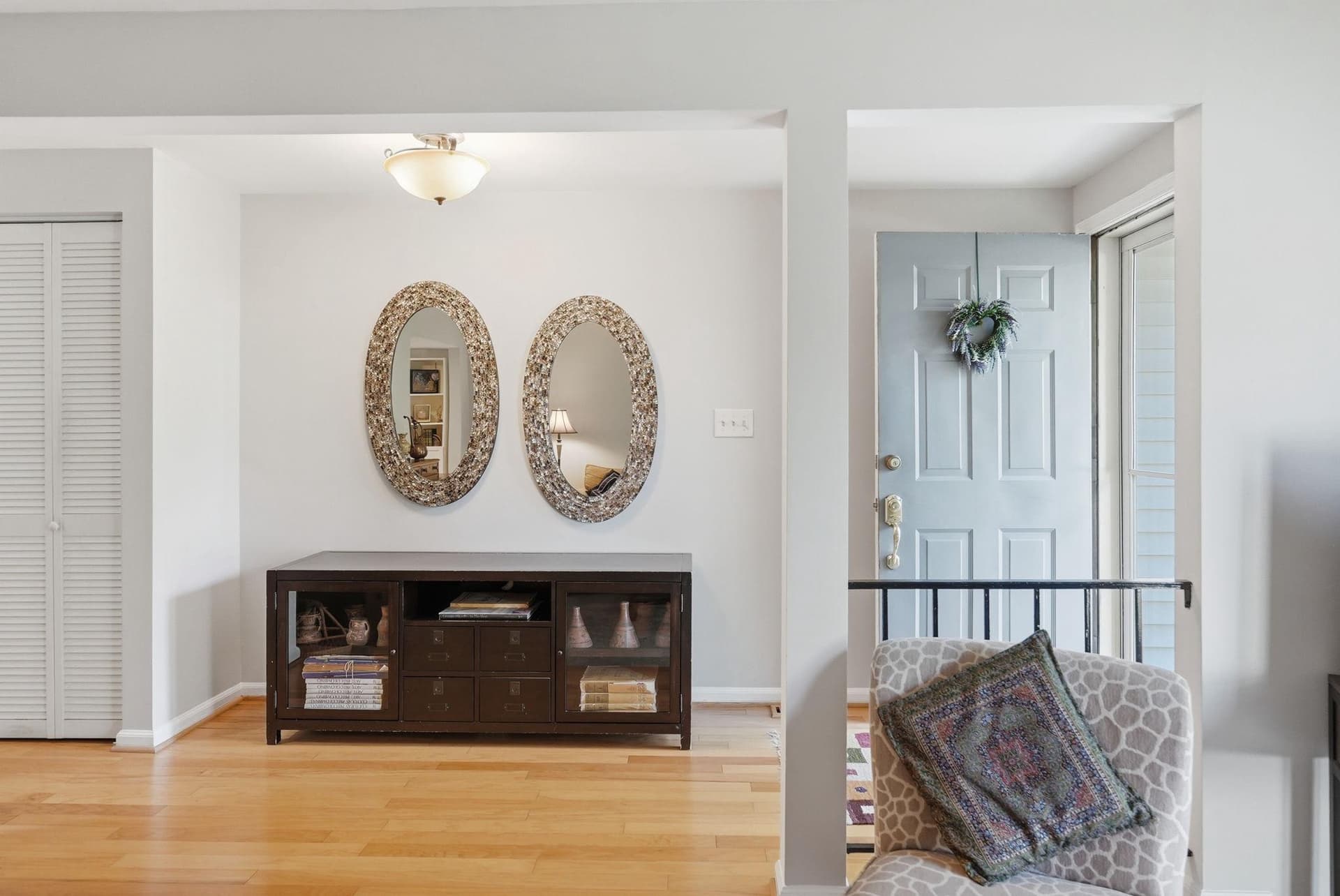 20129 Waringwood Way photo 2