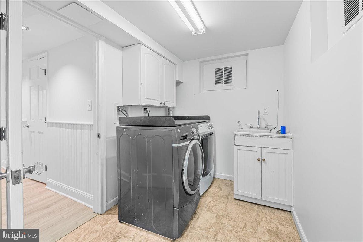 4506 Everett Street photo 46
