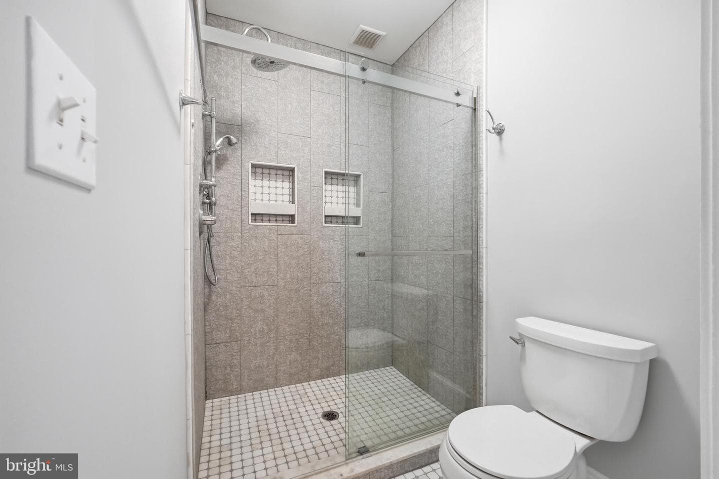 15715 Avery Road photo 48