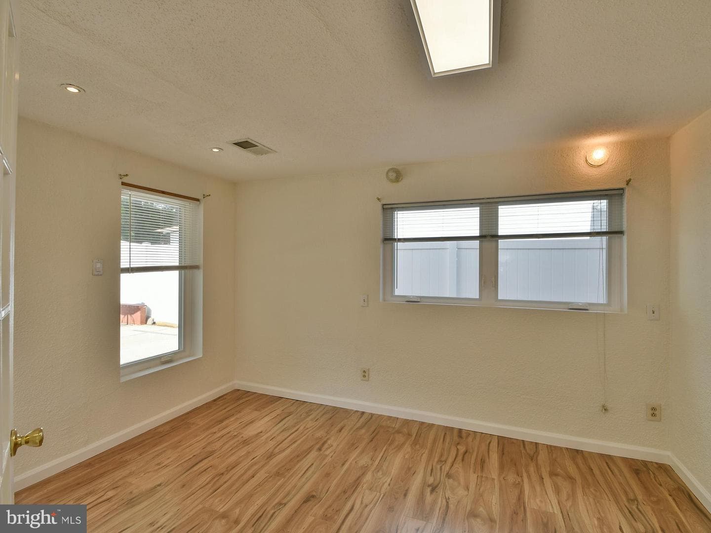 9823 Singleton Drive photo 41