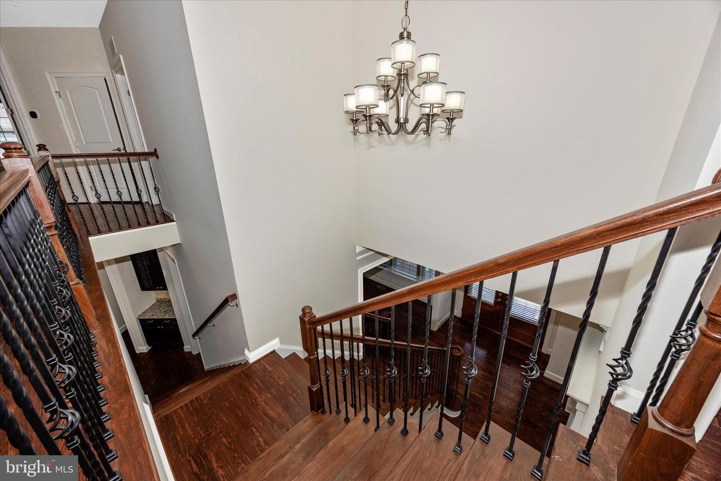 100 Castle Oak Court photo 25