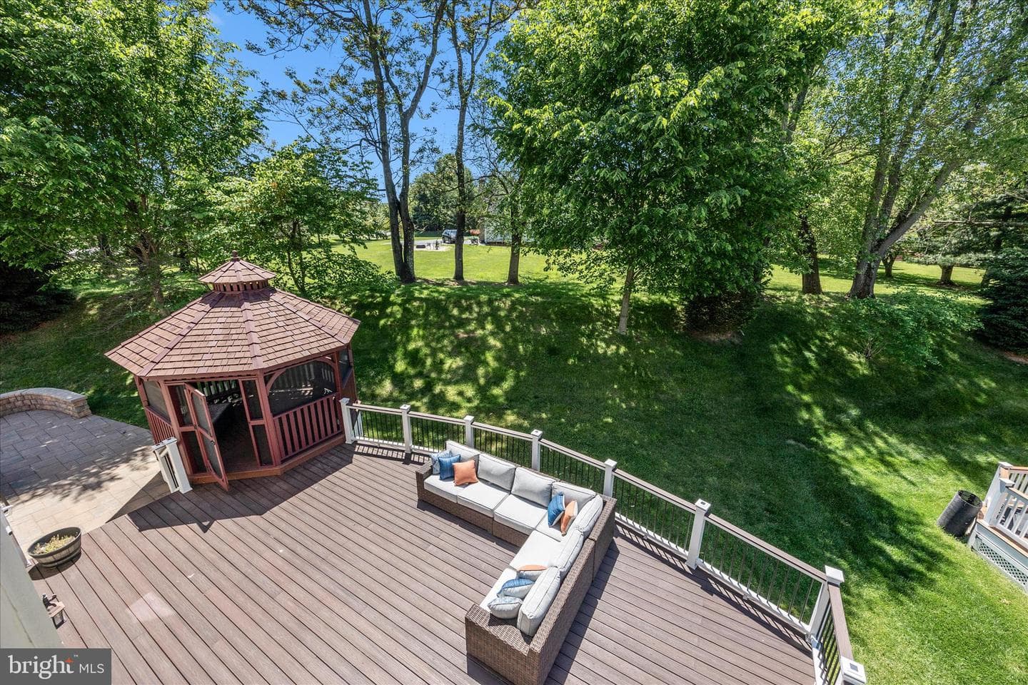 100 Castle Oak Court photo 37