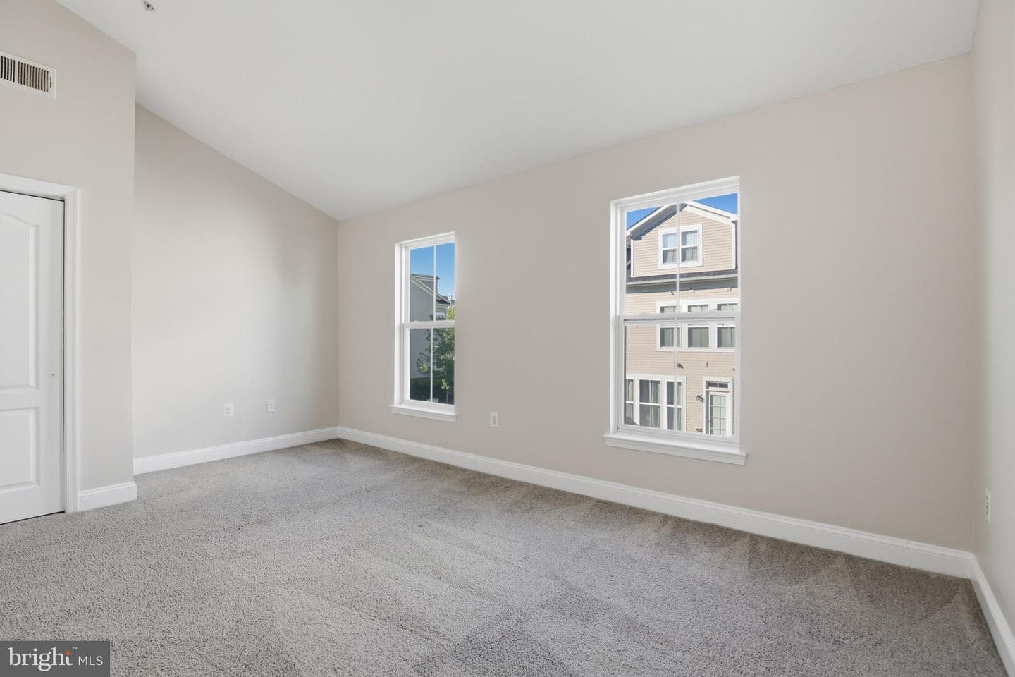 11910 Weybridge Lane photo 27