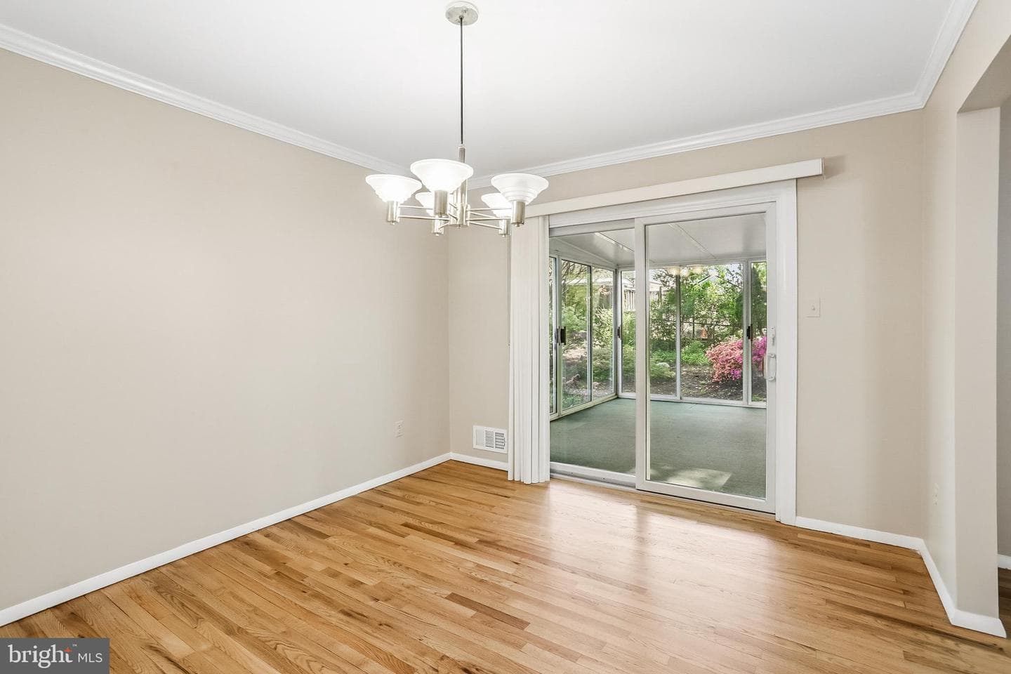 14403 Butternut Court photo 6