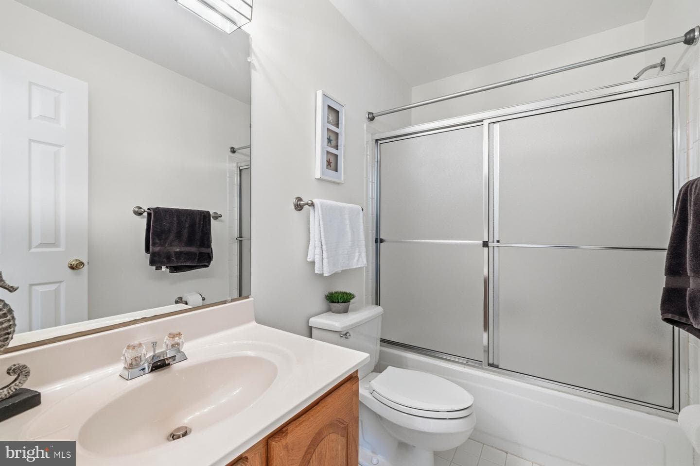 17709 Crystal Spring Terrace photo 23