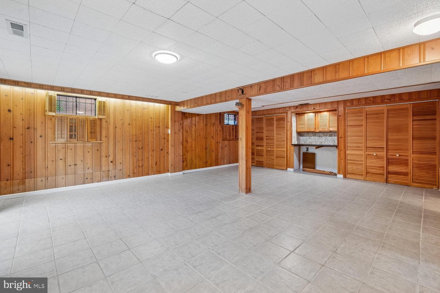 10015 Grayson Avenue photo 30