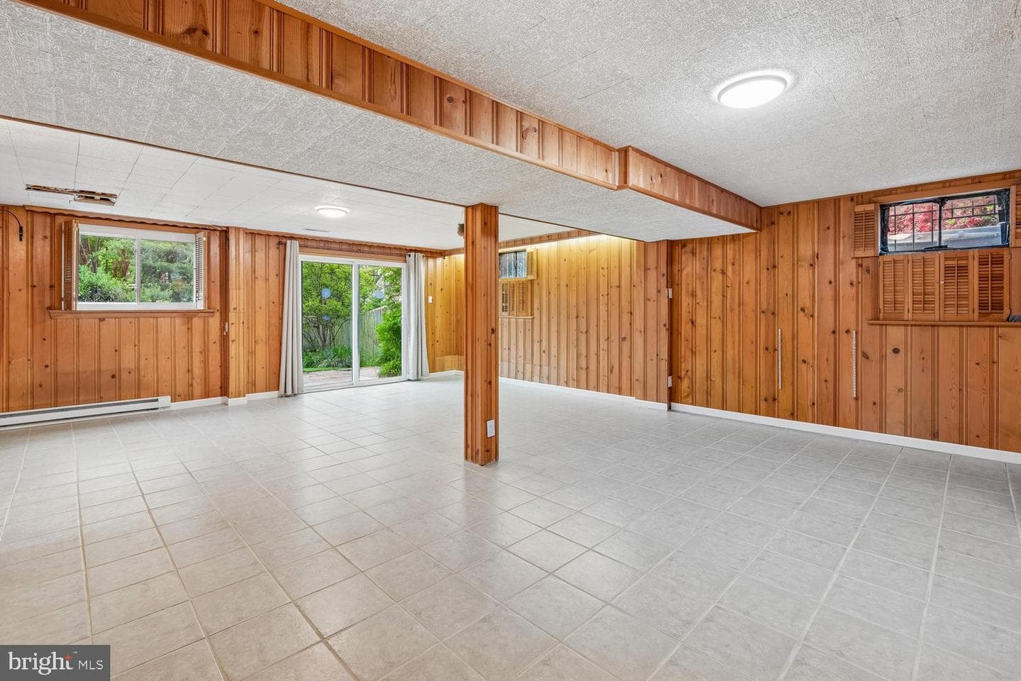 10015 Grayson Avenue photo 31