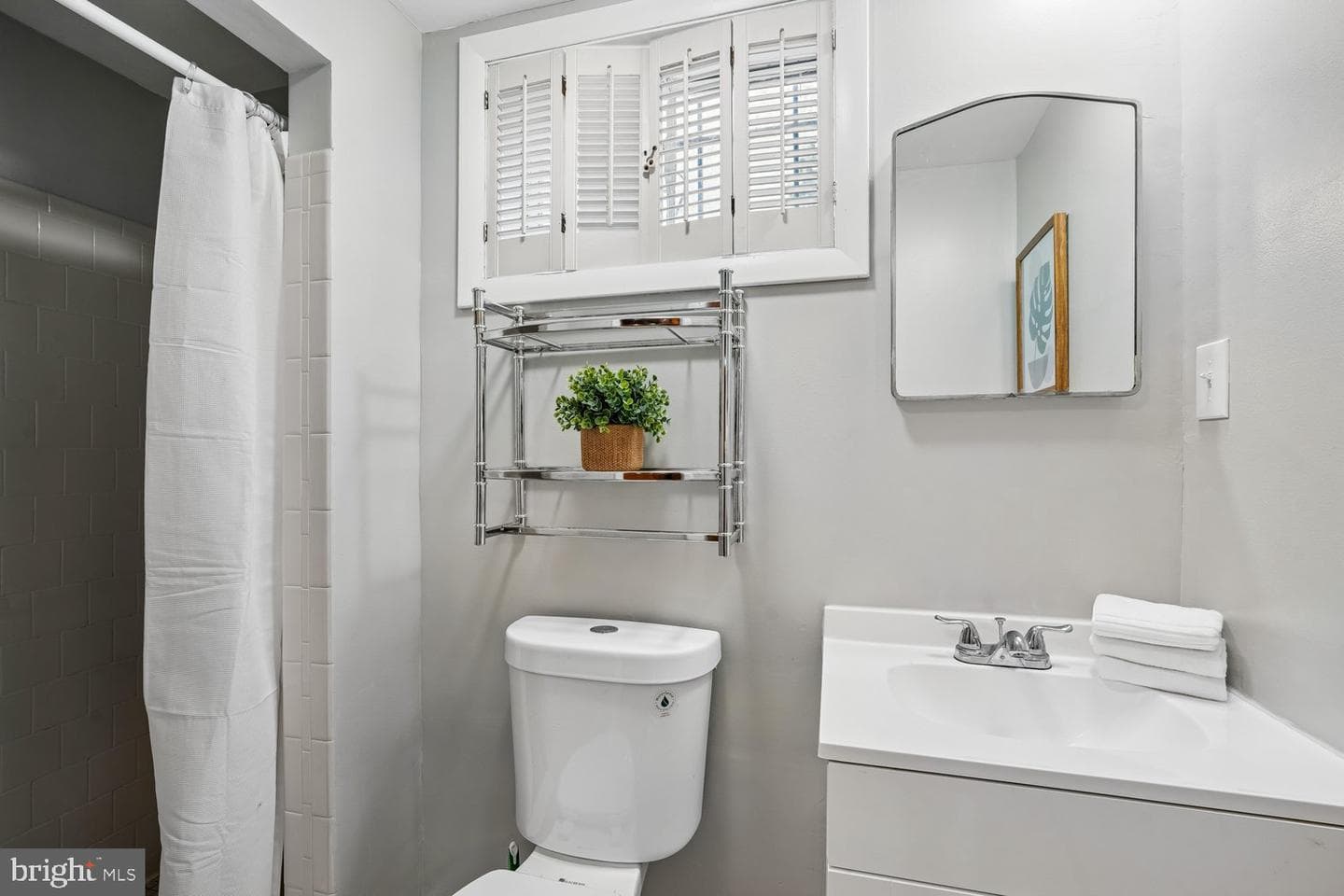 10015 Grayson Avenue photo 35