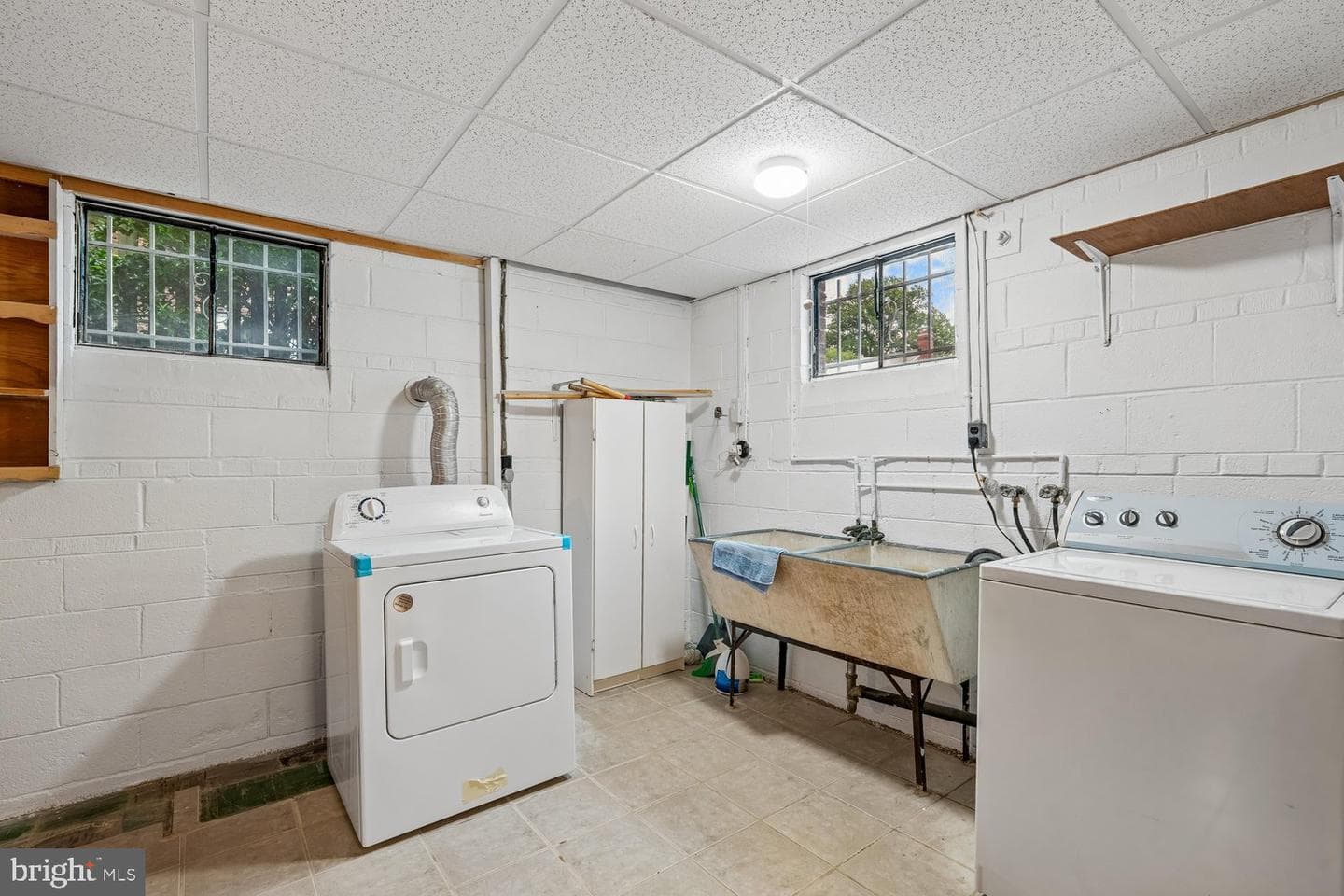 10015 Grayson Avenue photo 37