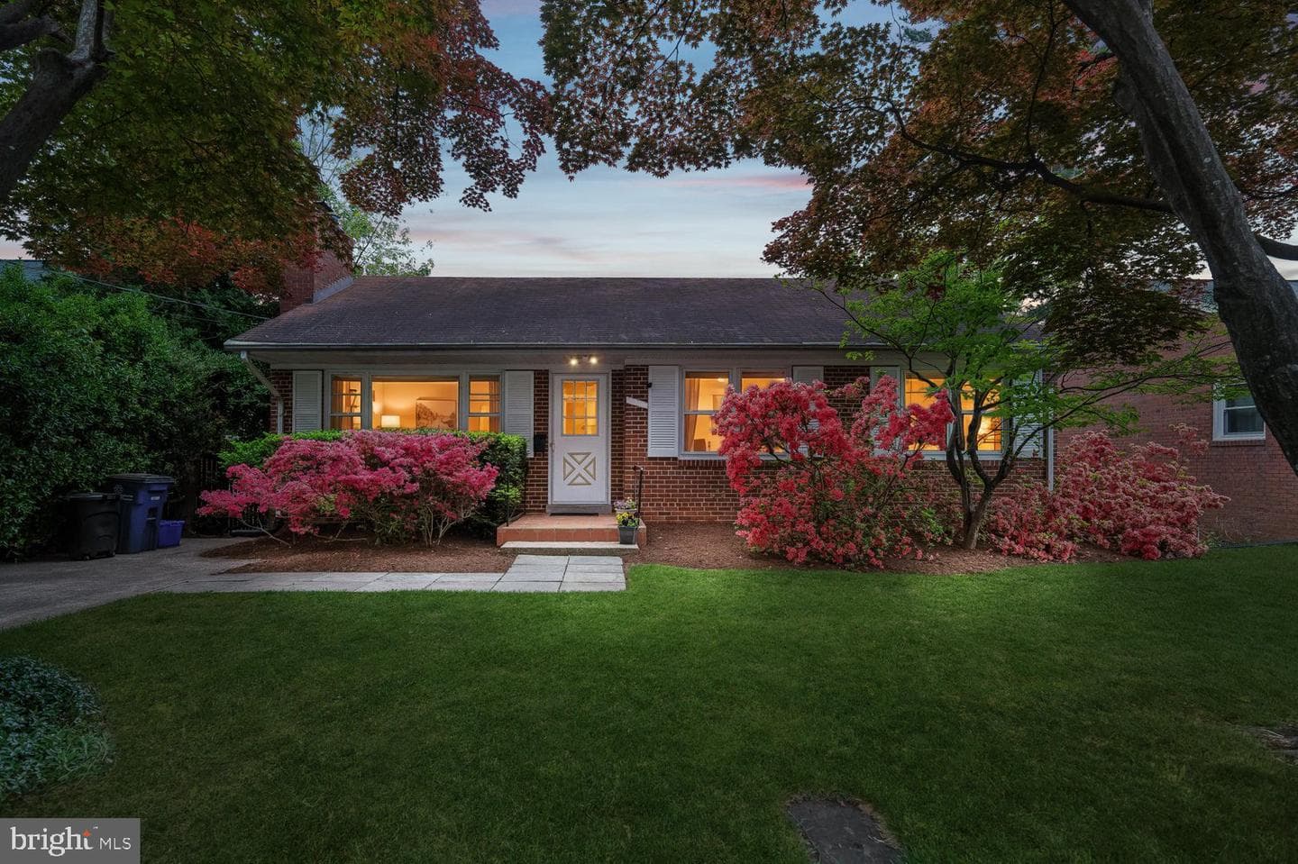 10015 Grayson Avenue photo 48