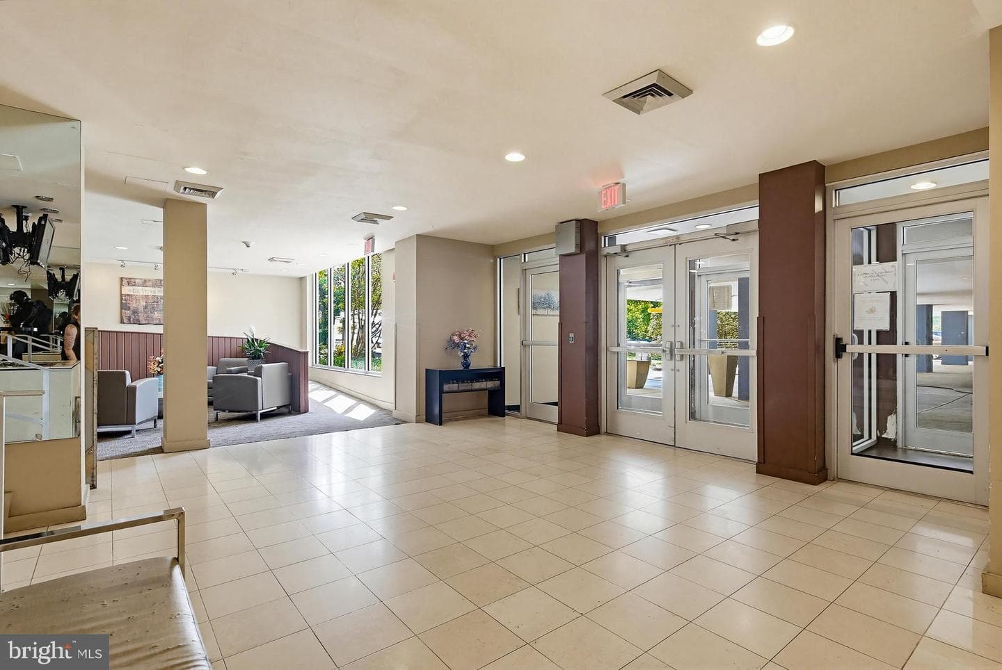 7333 New Hampshire Avenue #516 photo 32