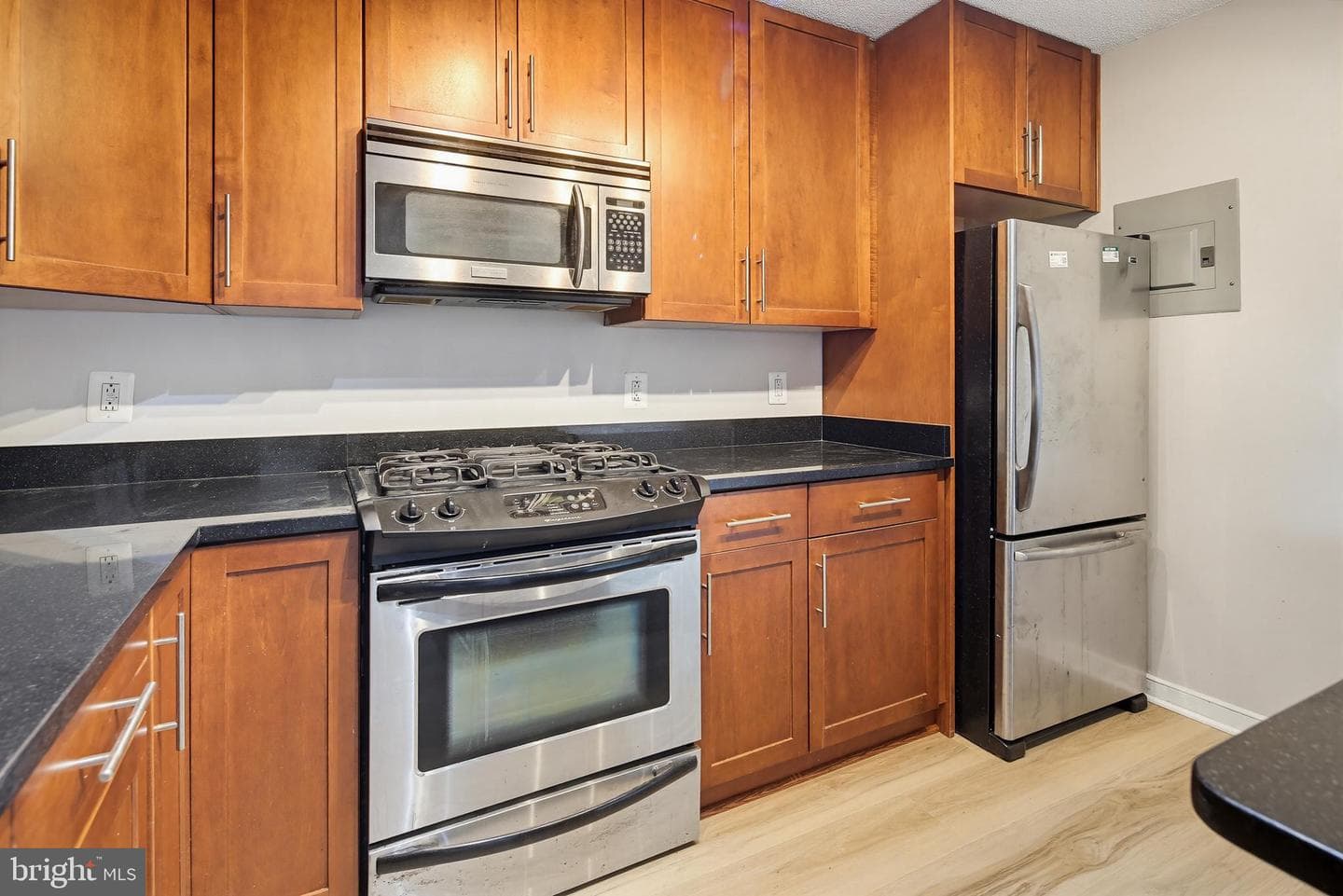 7333 New Hampshire Avenue #516 photo 5