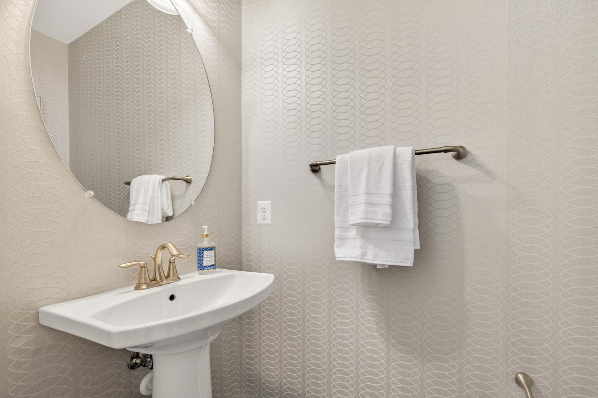 611 Diamondback Drive #11-B photo 22