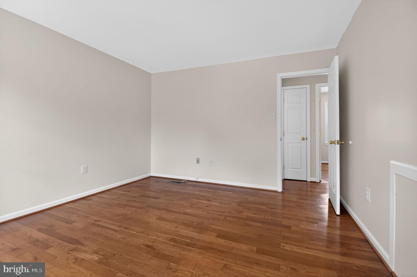 220 Pender Place photo 15