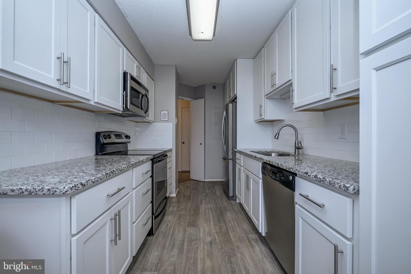15100 Interlachen Drive #4-521 photo 19