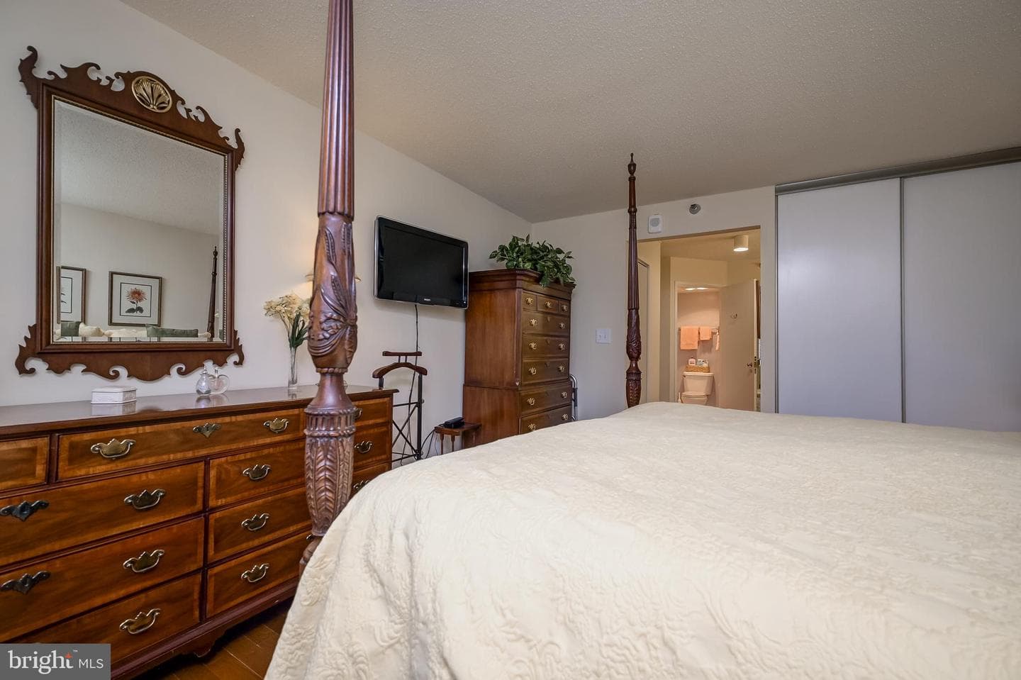 15100 Interlachen Drive #4-521 photo 30