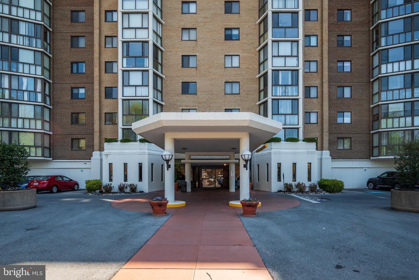 15100 Interlachen Drive #4-521 photo 65