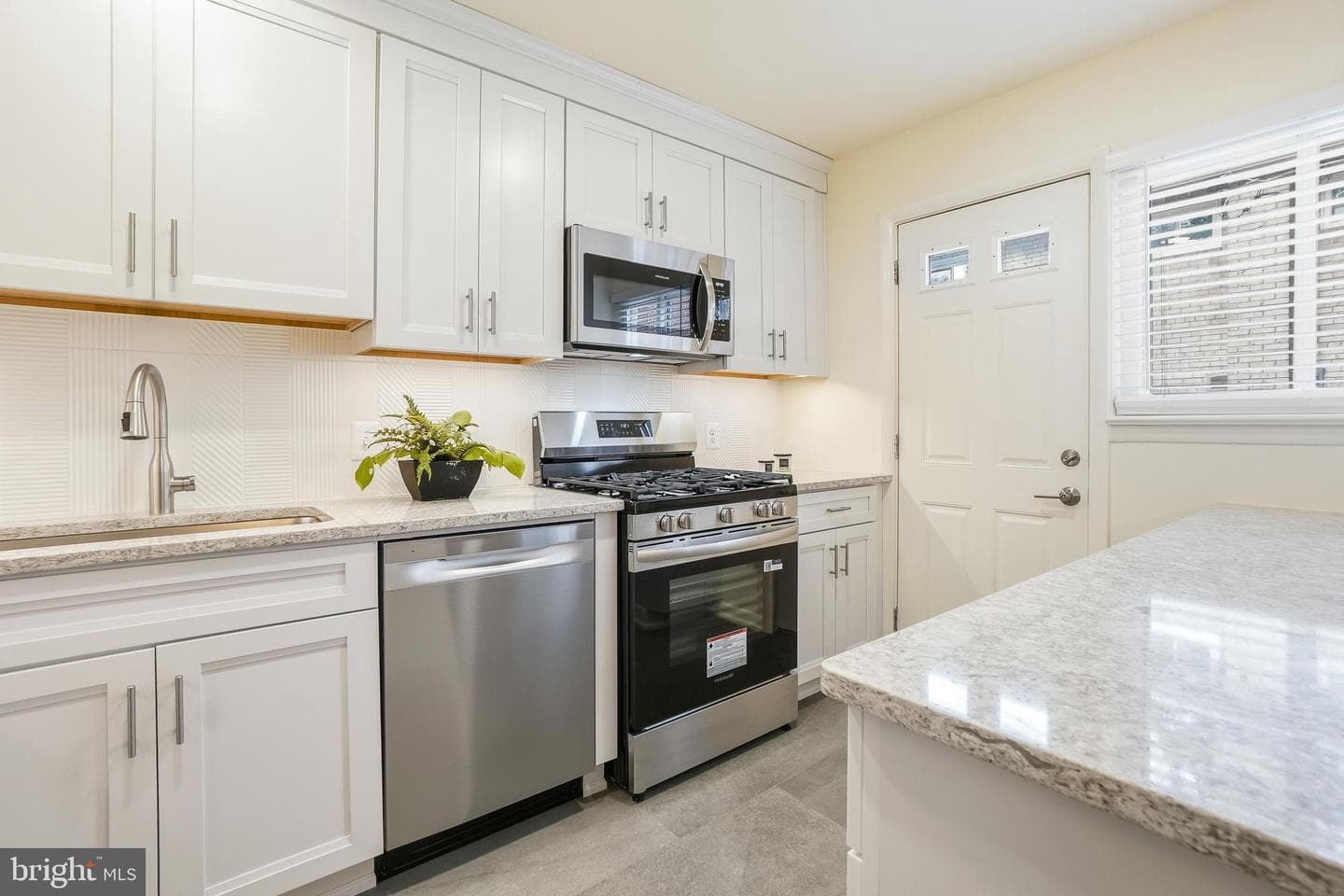 652 Kennebec Avenue #2 photo 11