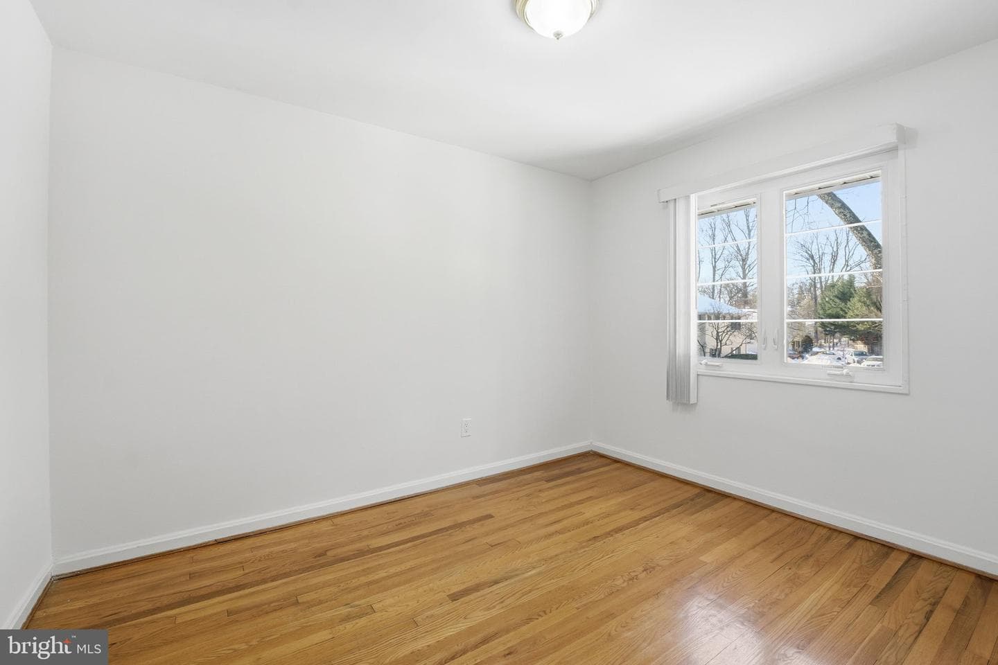 5364 Pooks Hill Road photo 16