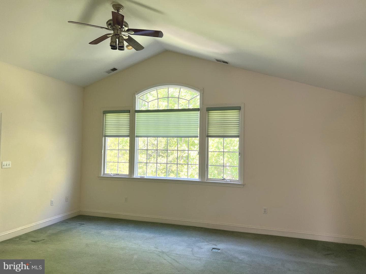 6907 Wilson Lane photo 17