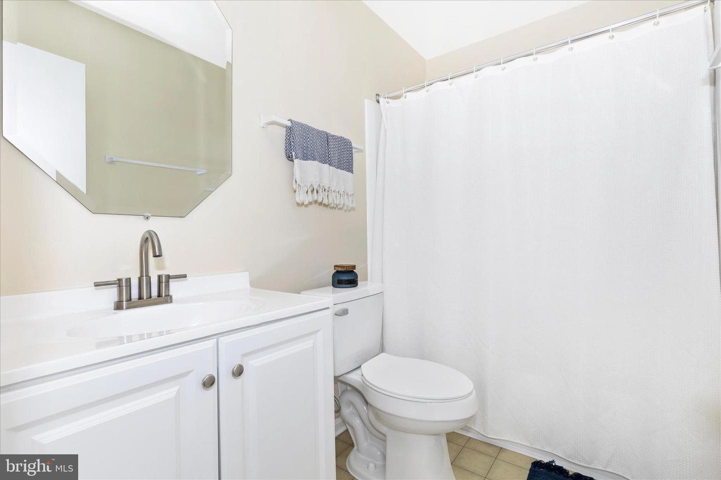 9409 Chatteroy Place photo 30