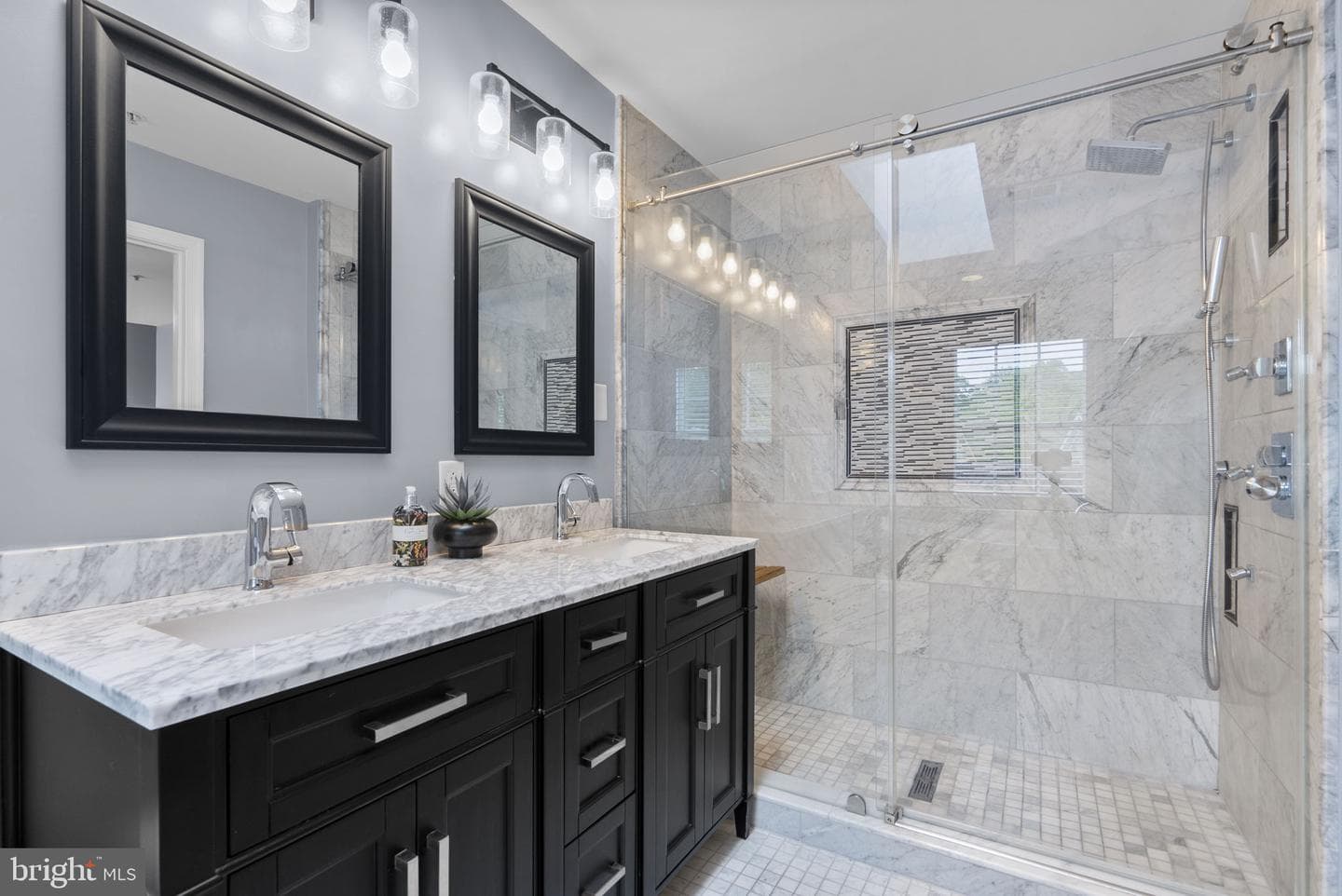 306 Hart Road photo 19