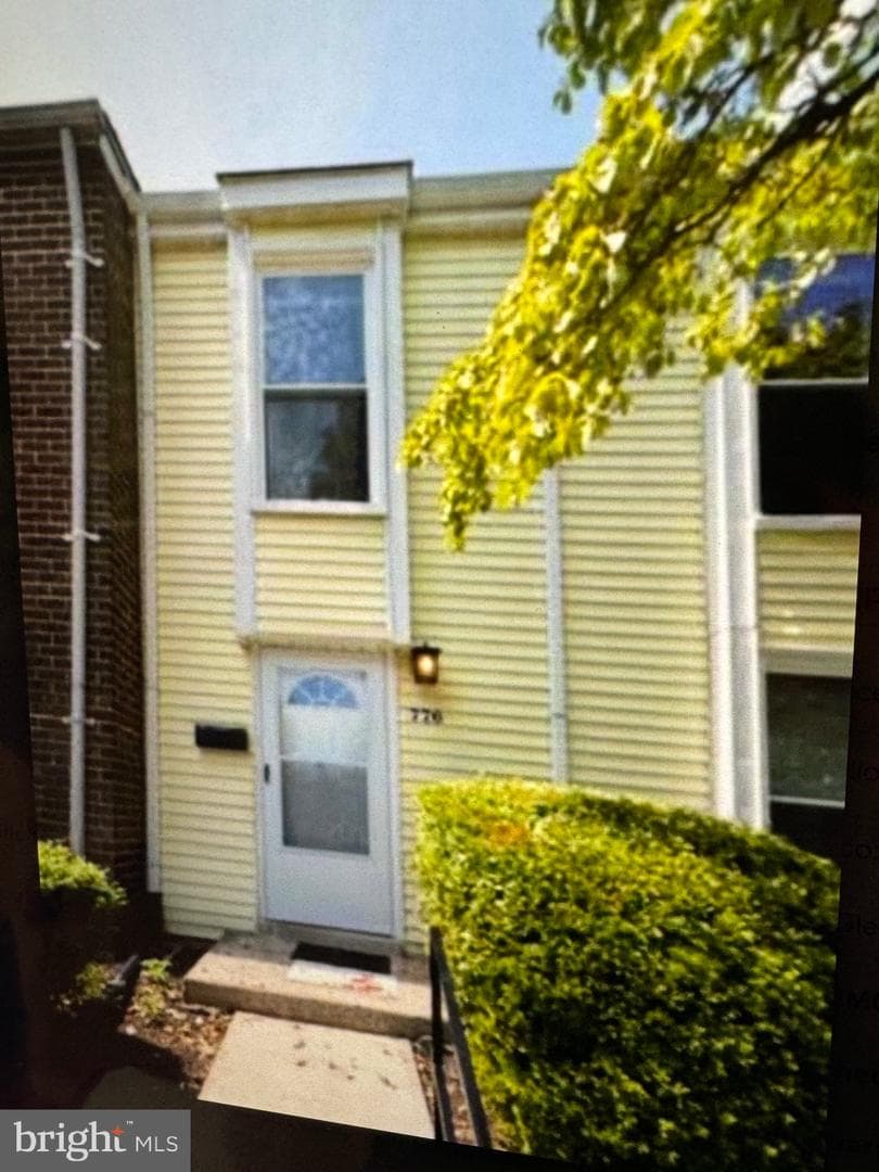 776 W Side Drive #9-C, Gaithersburg