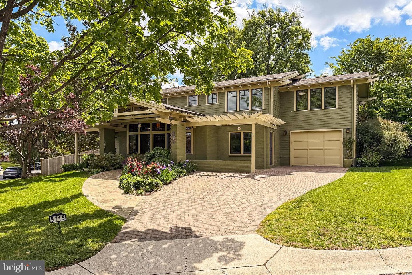 9715 De Paul Drive photo 3