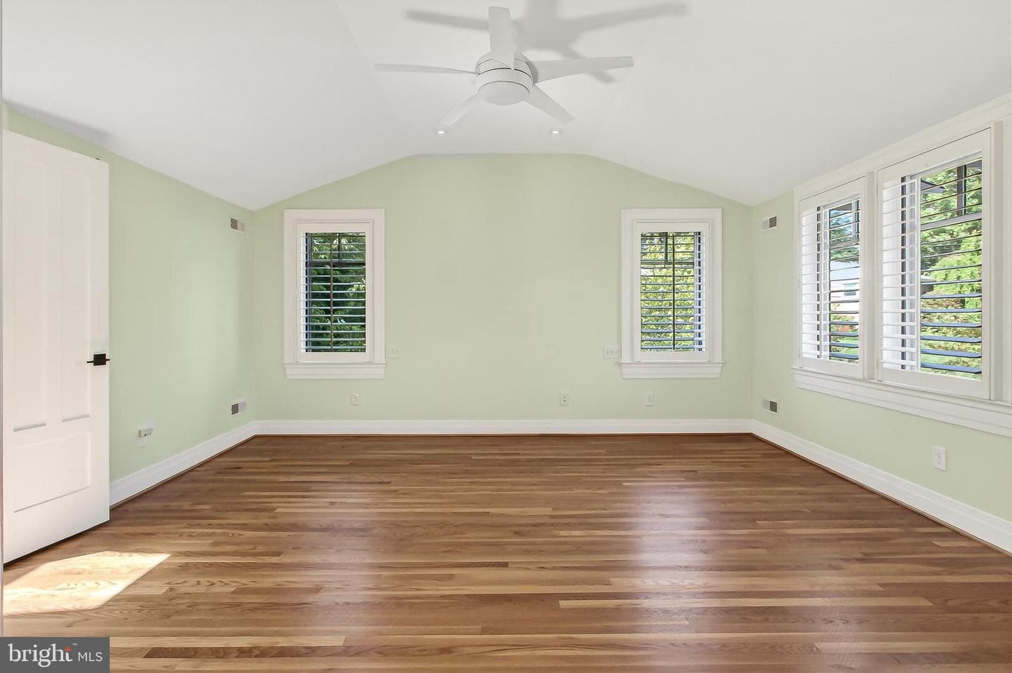 9715 De Paul Drive photo 47