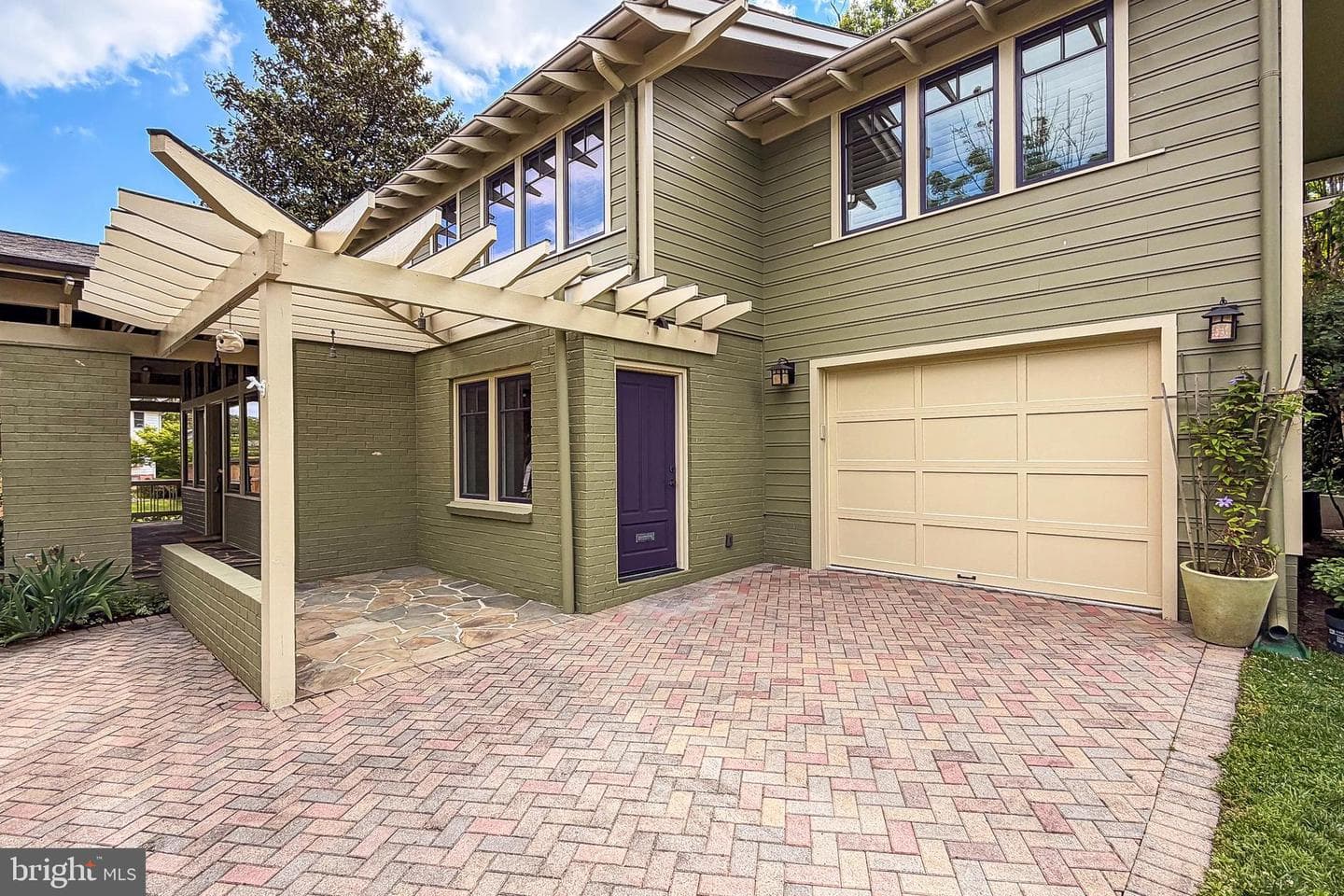 9715 De Paul Drive photo 5