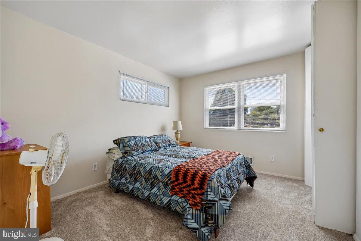 5001 Aspen Hill Rd photo 34