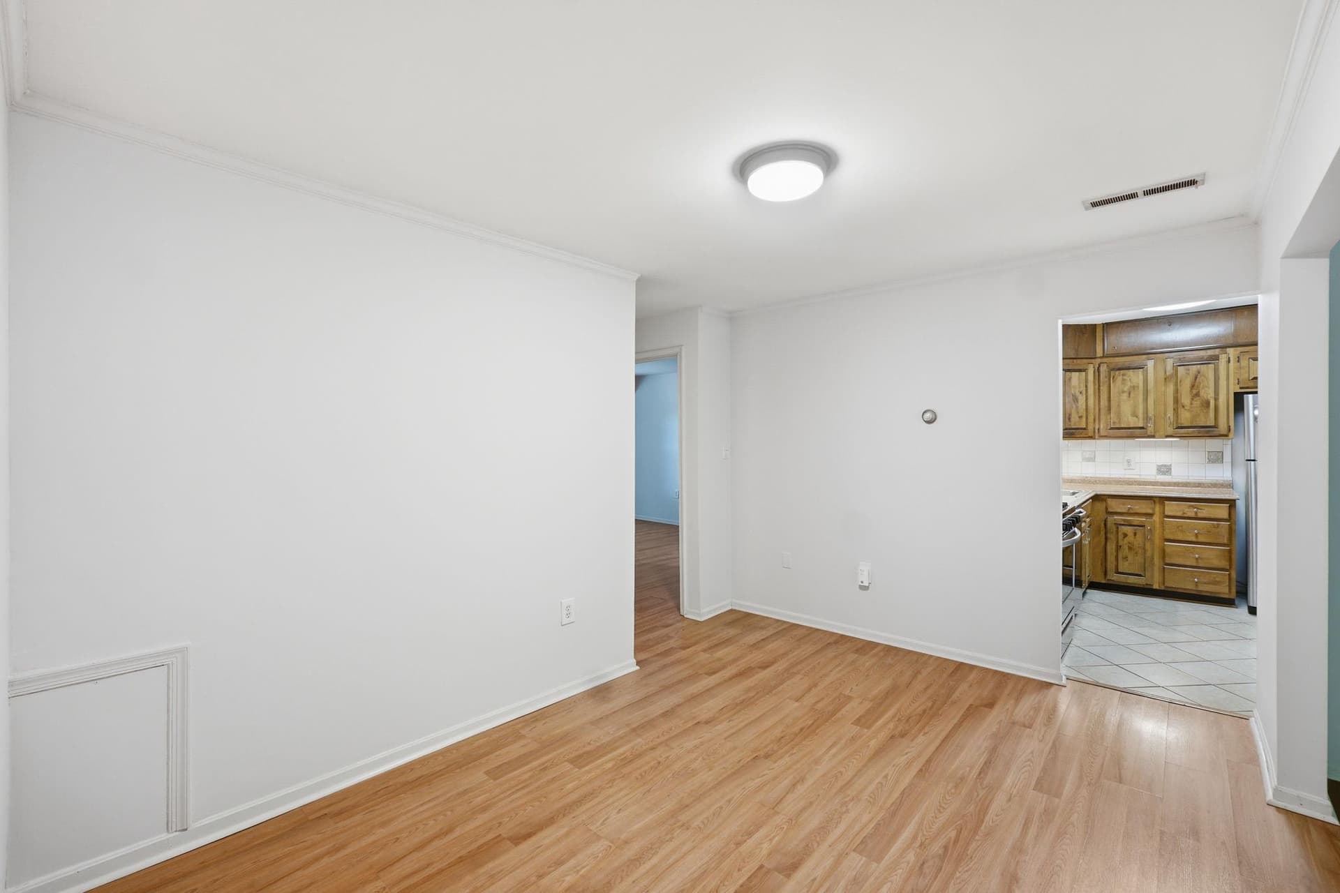 876 College Parkway #201 photo 7