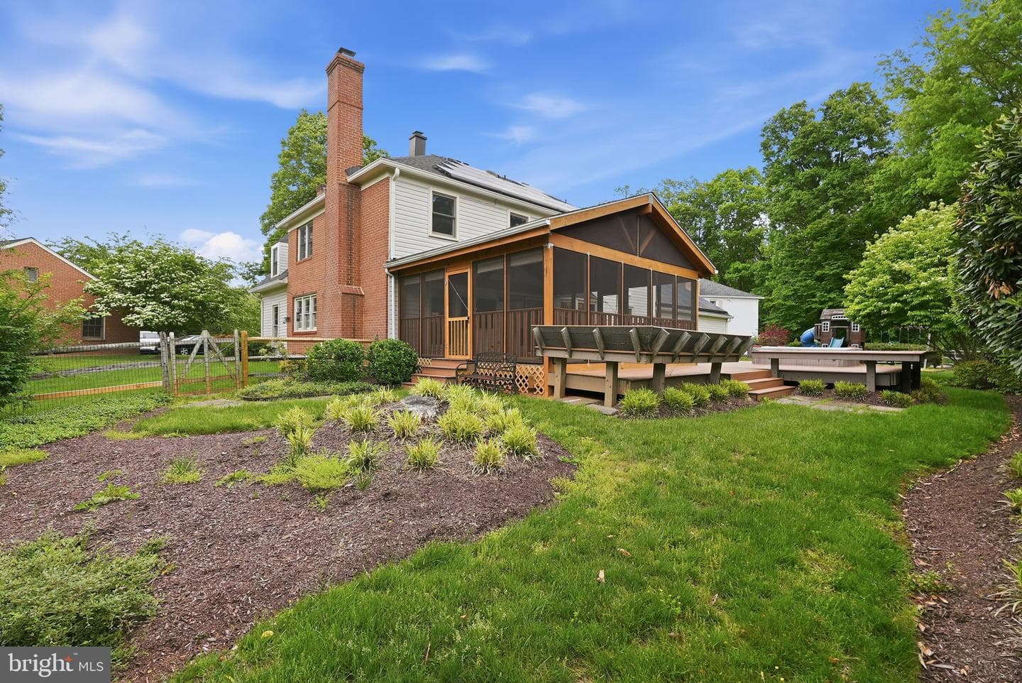 8100 Buckspark Lane E photo 30