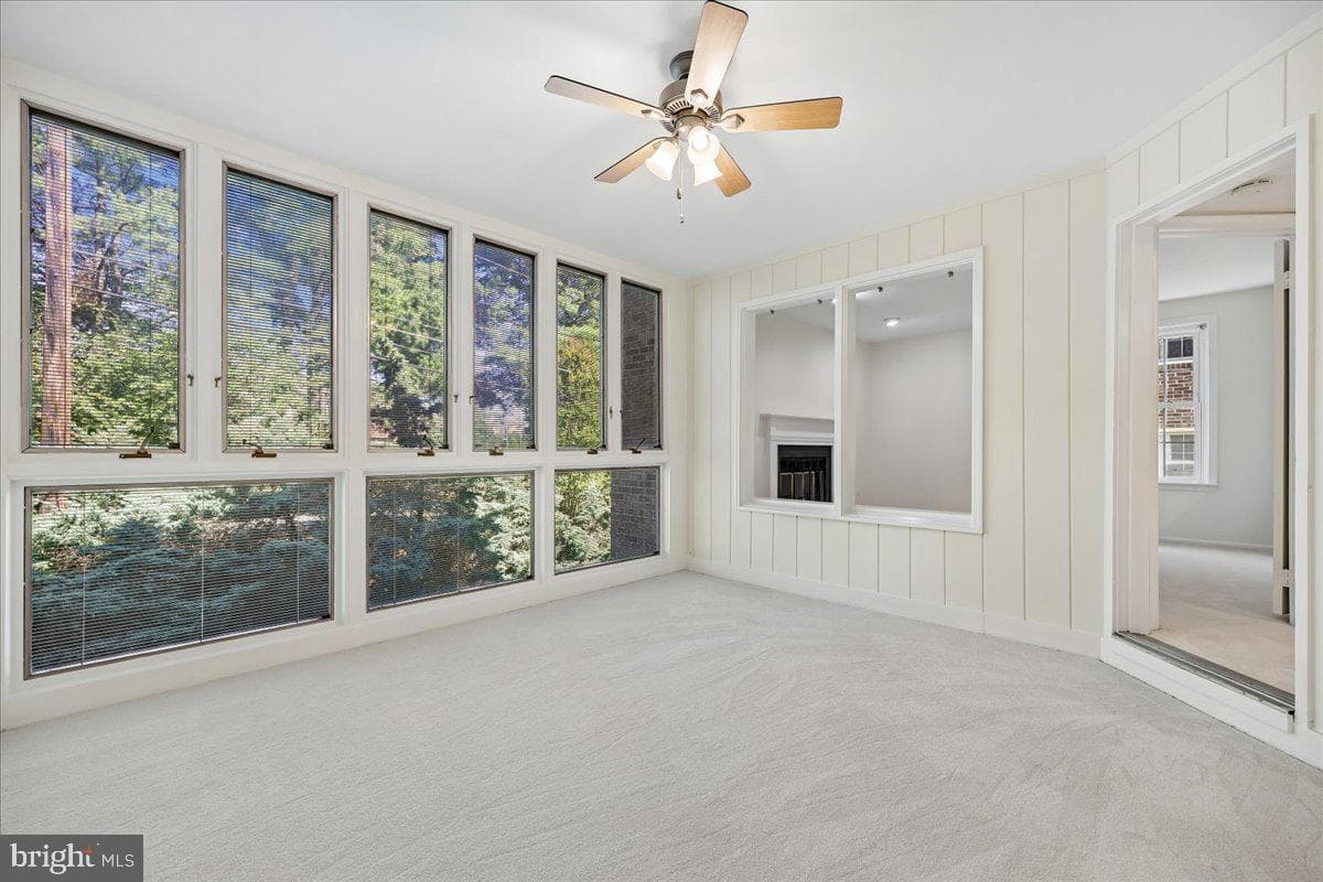 5705 Brewer House Circle #101 photo 16