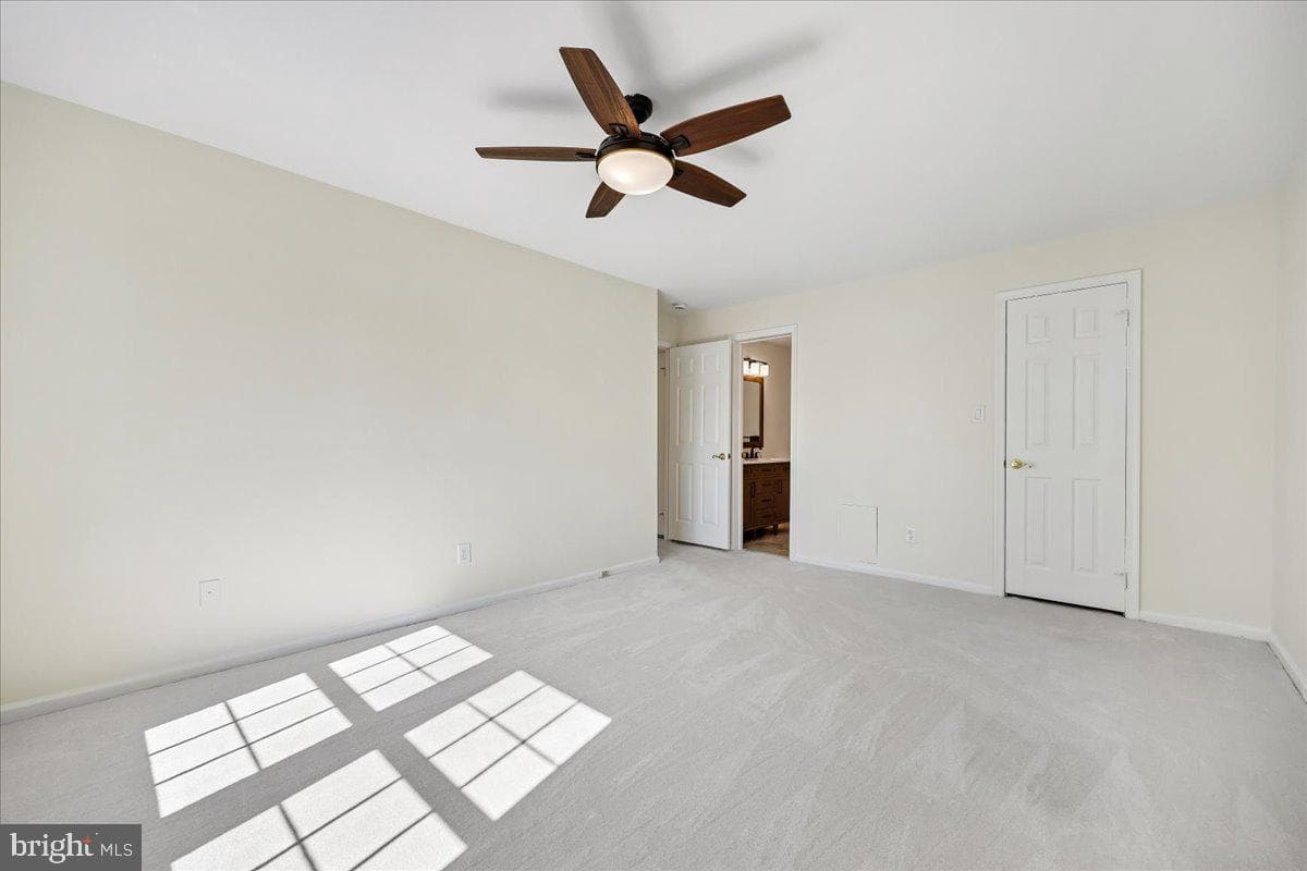 5705 Brewer House Circle #101 photo 22