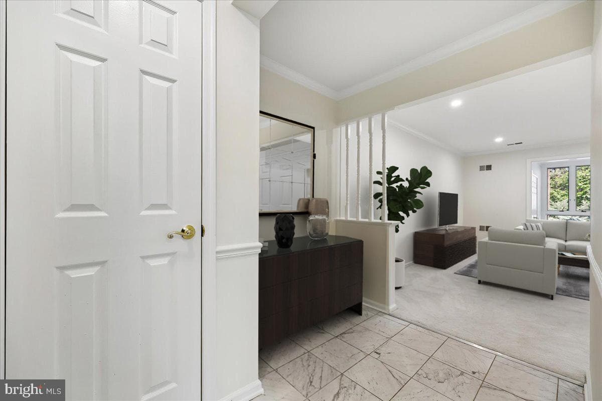 5705 Brewer House Circle #101 photo 3