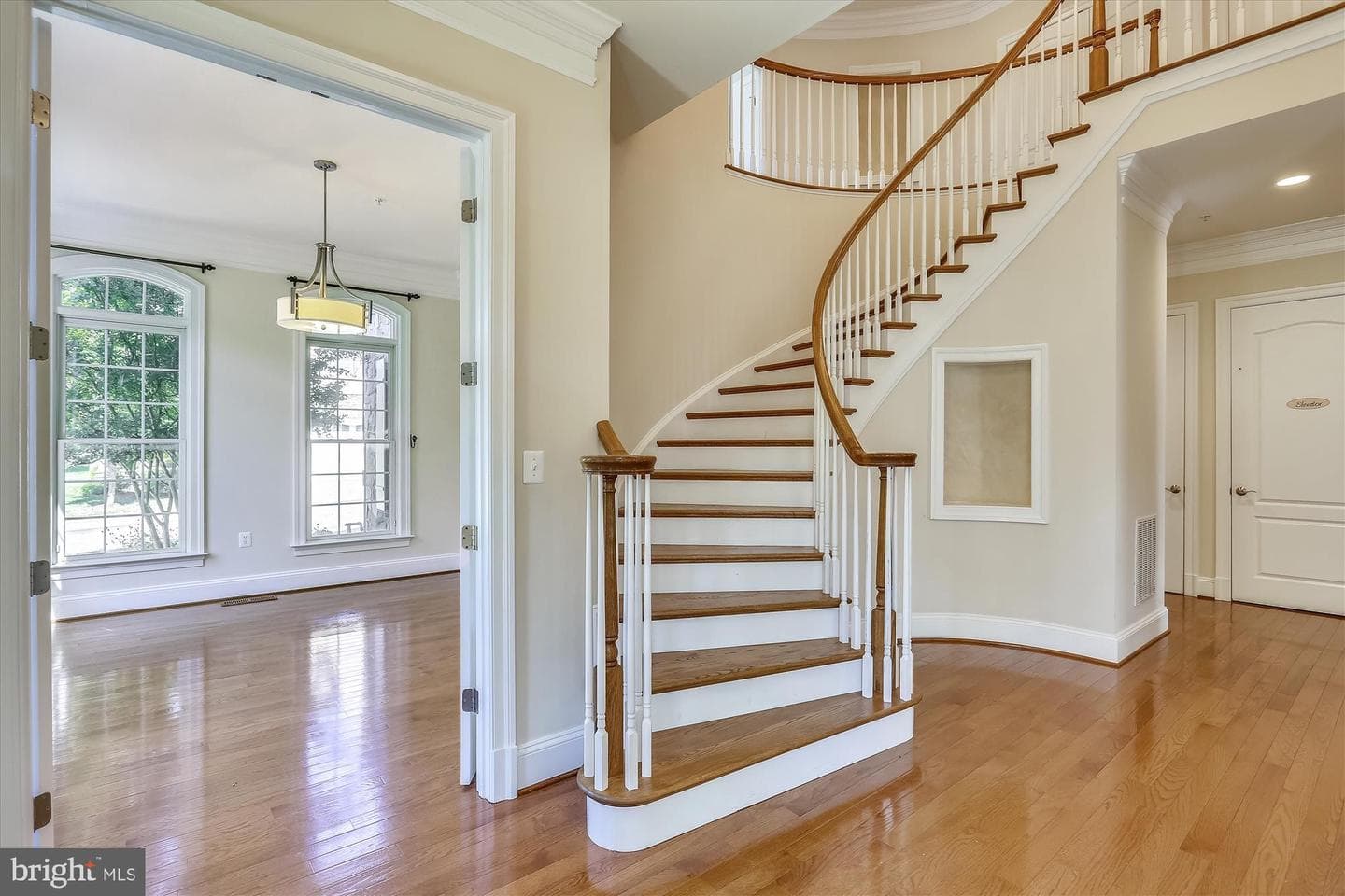 8205 River Quarry Place photo 4