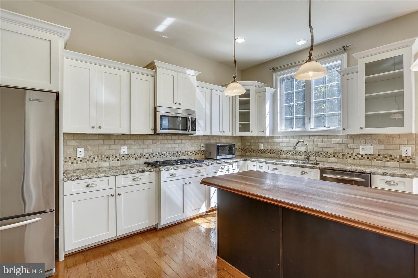 8205 River Quarry Place photo 5
