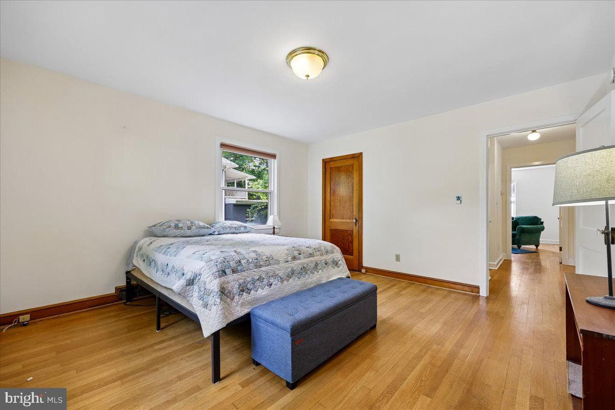9 Pine Avenue photo 36