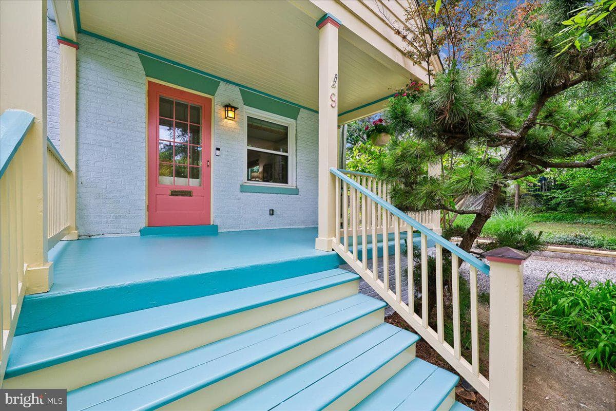 9 Pine Avenue photo 9