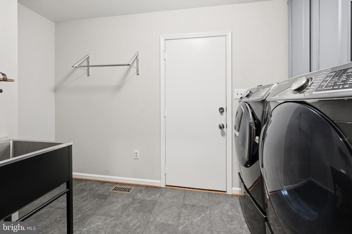 7427 Ottenbrook Terrace photo 38