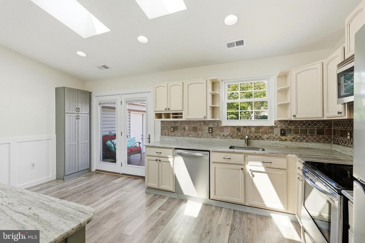 10405 Carlyn Ridge Road photo 10