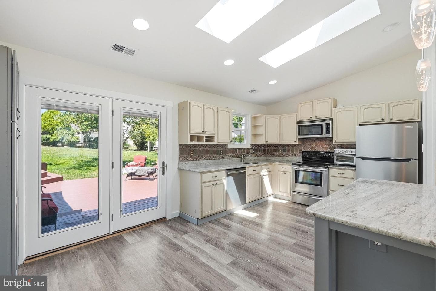 10405 Carlyn Ridge Road photo 12